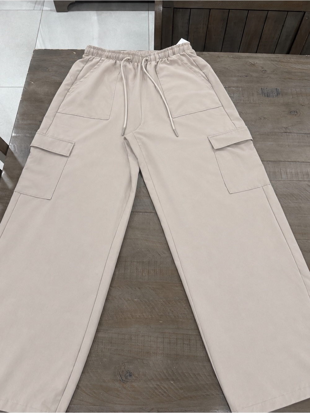 Abercrombie & Fitch/ Gilly Hicks Beige Wide Leg Cargo Pants Drawstring Size S